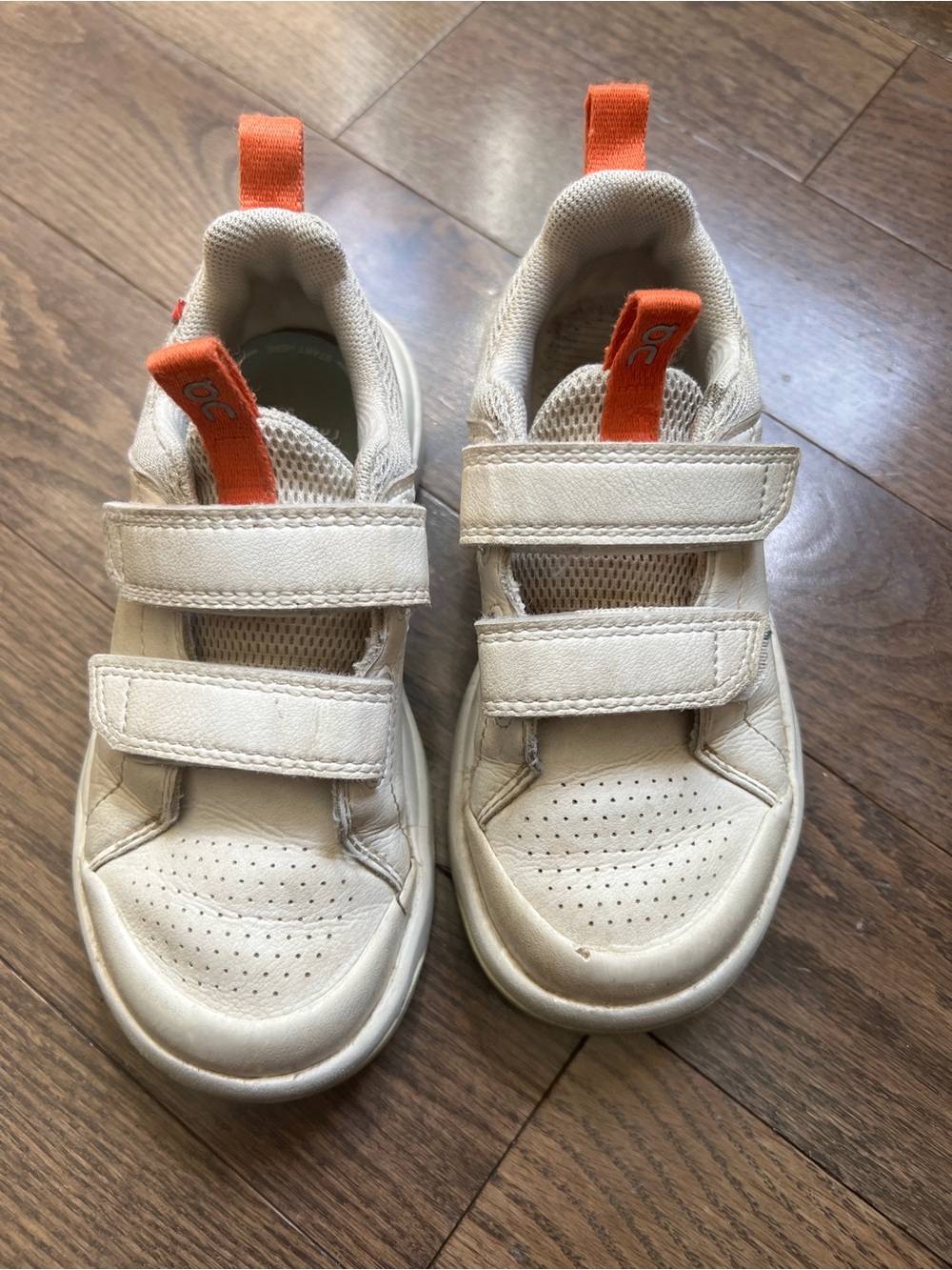On the Roger slip on sneakers kids size 11